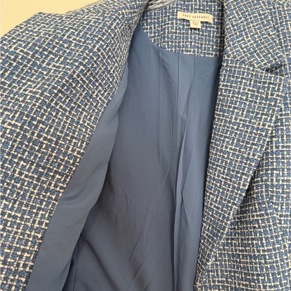 Blue and White Tweed Blazer Jacket Free Assembly Size 8 - Picture 3 of 3